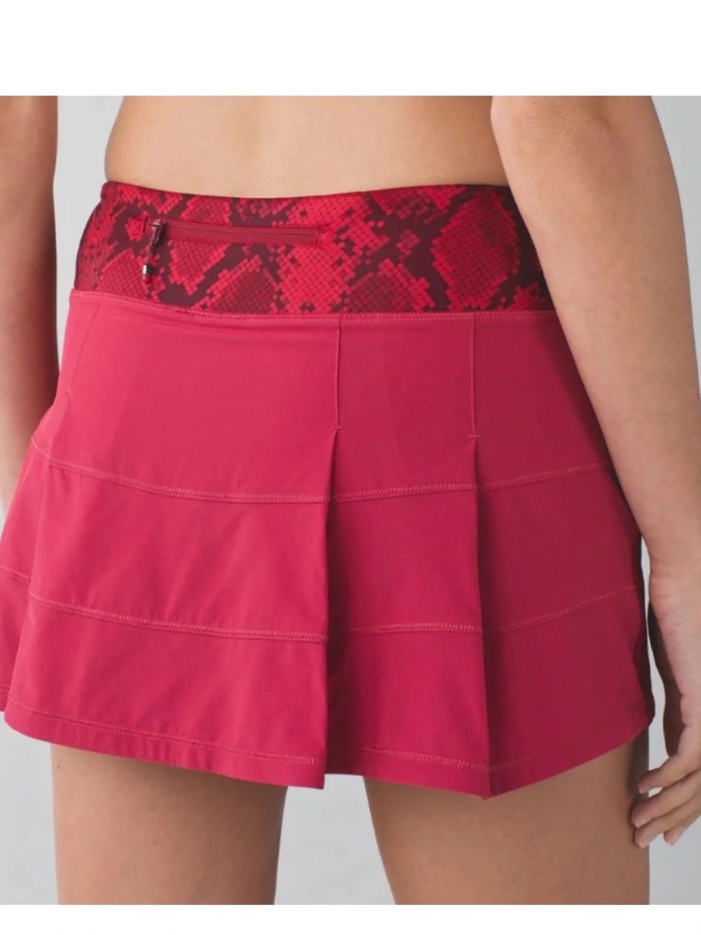 Lululemon Pace Rival Skirt II Size 10 Cranberry